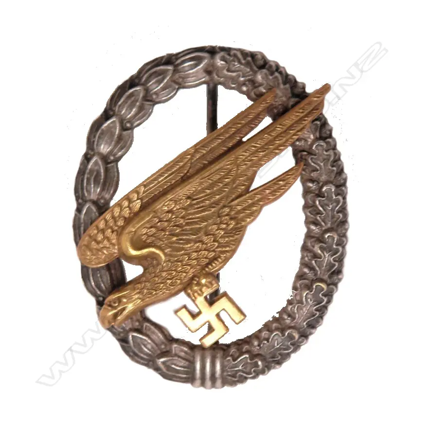 A WWII Luftwaffe paratrooper's badge Image 1++
