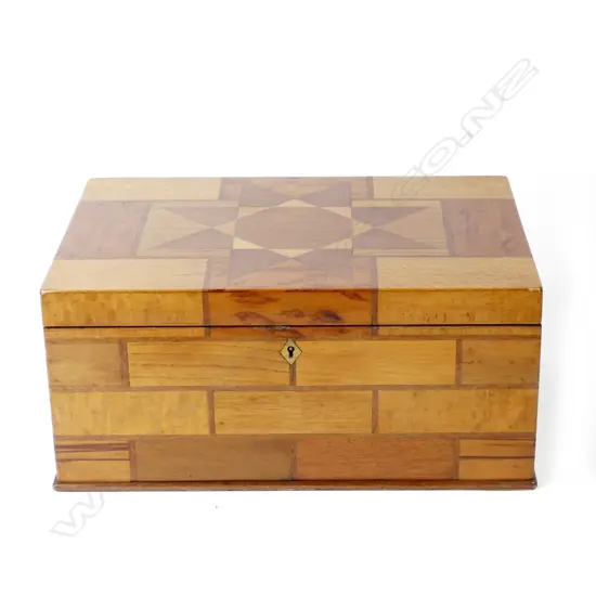A N.Z. woods box