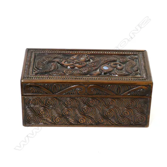 A N.Z. kauri trinket box