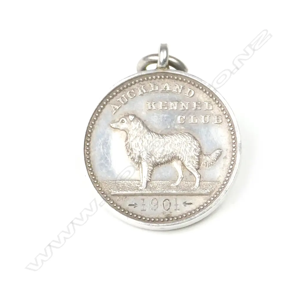 An Anton Teutenberg Auckland Kennel Club medal Image 1++