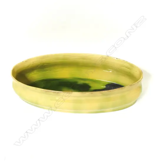 A large Briar Gardner pottery flower trough