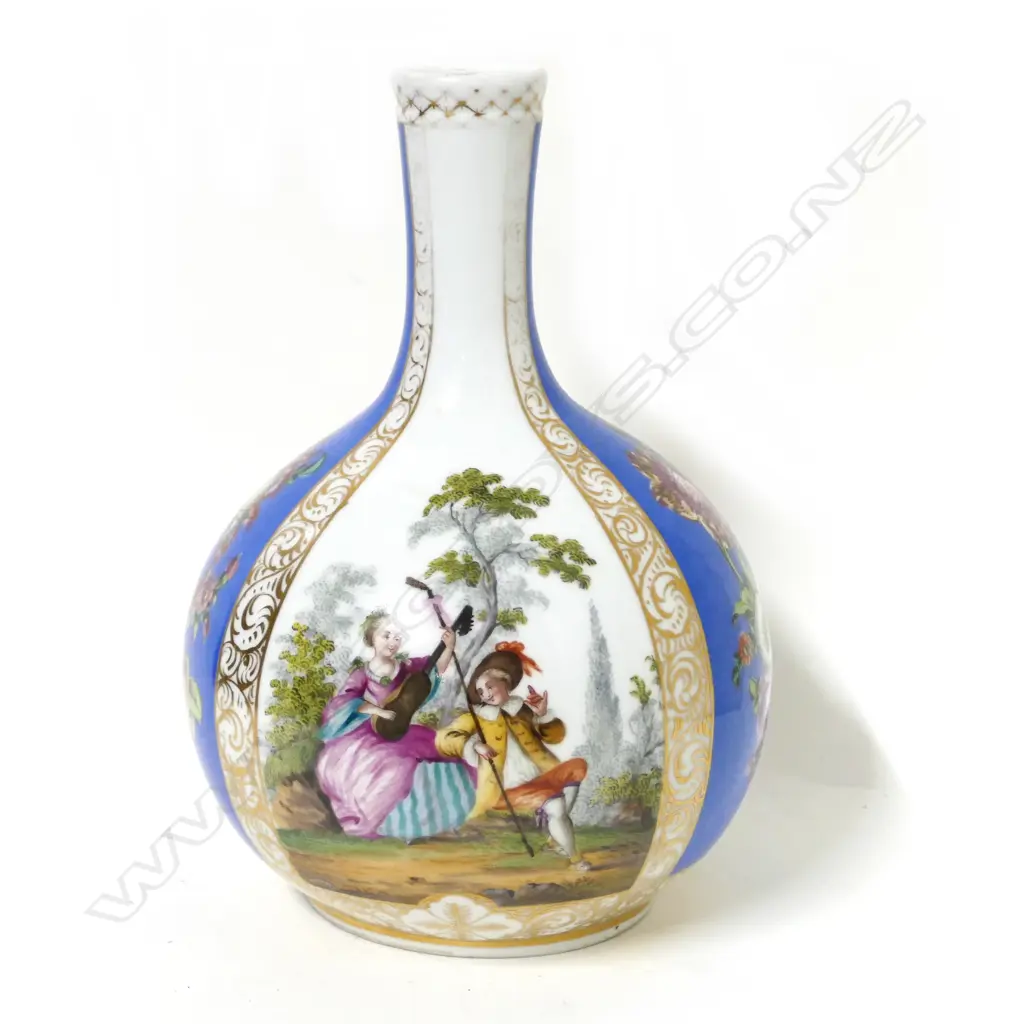 A German Dresden baluster vase Image 1++