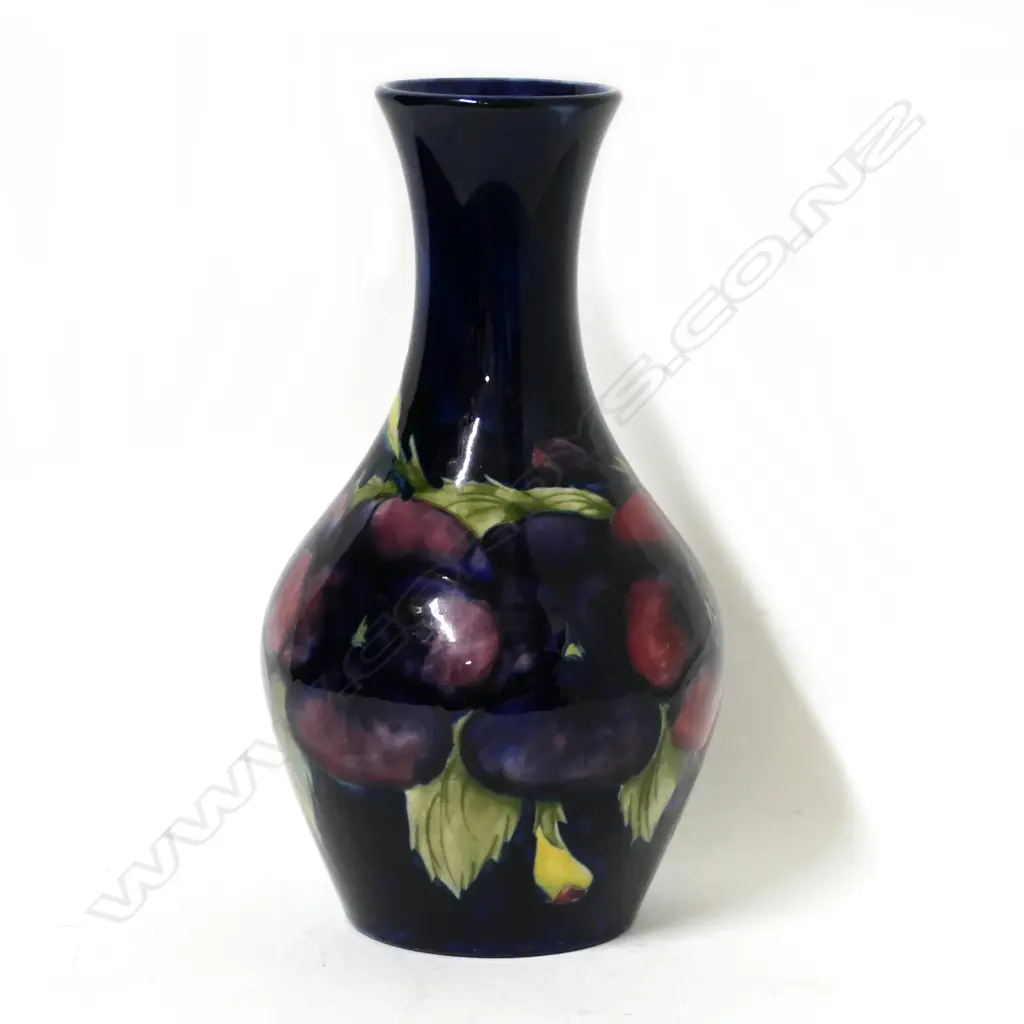 MOORCROFT PANSY VASE Image 1++