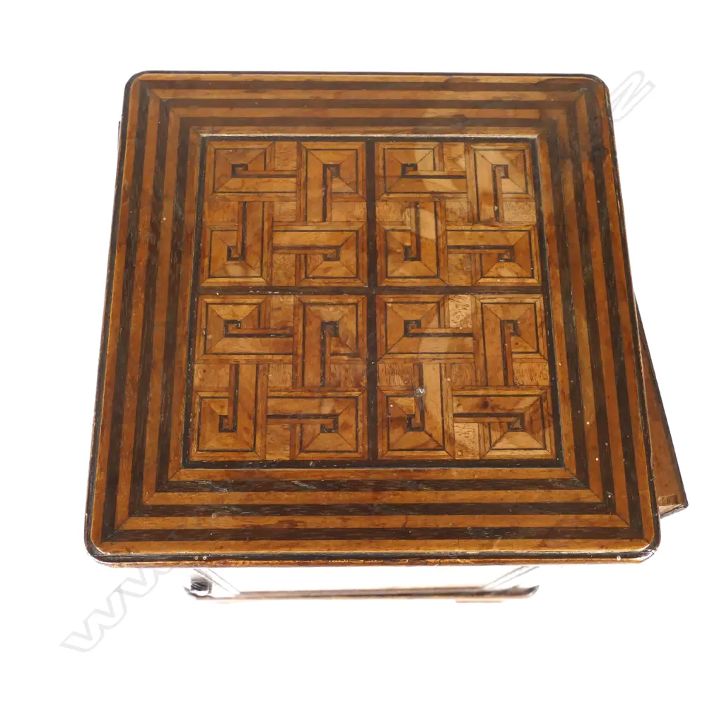 A small Japanese pipe cabinet Image 1++