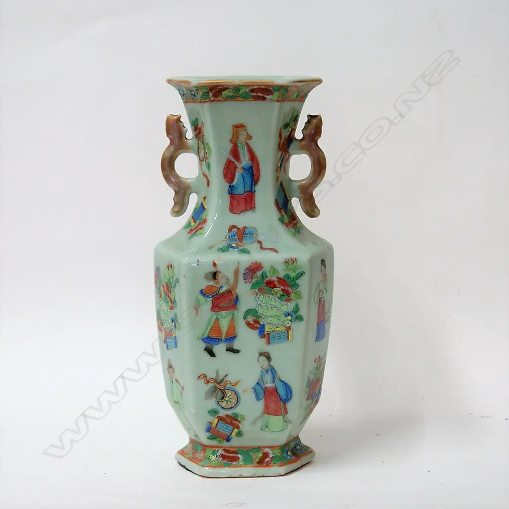 A 19thC Chinese famille rose hexagonal baluster vase Image 1++