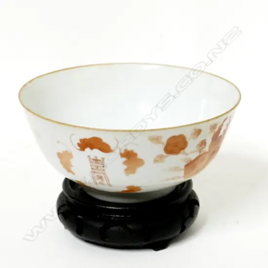 A small Chinese porcelain bowl
