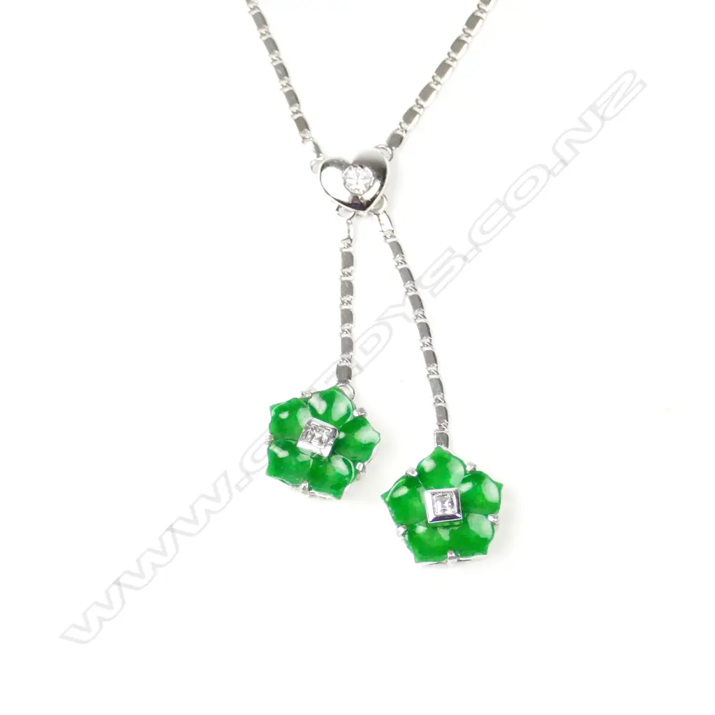 An 18ct. white gold Image 1++