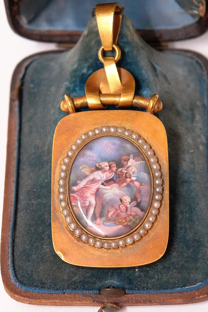A late 19thC impressive boxed 18ct. gilded yellow gold enamelled panel and seed pearl pendant Image 1++