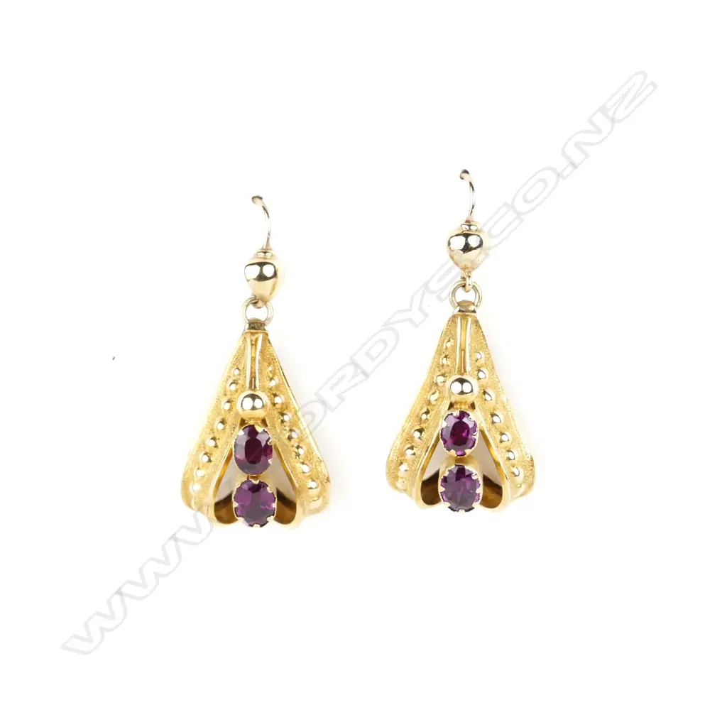 A pair of late 19thC gold and amethyst elegant drop earrings Image 1++