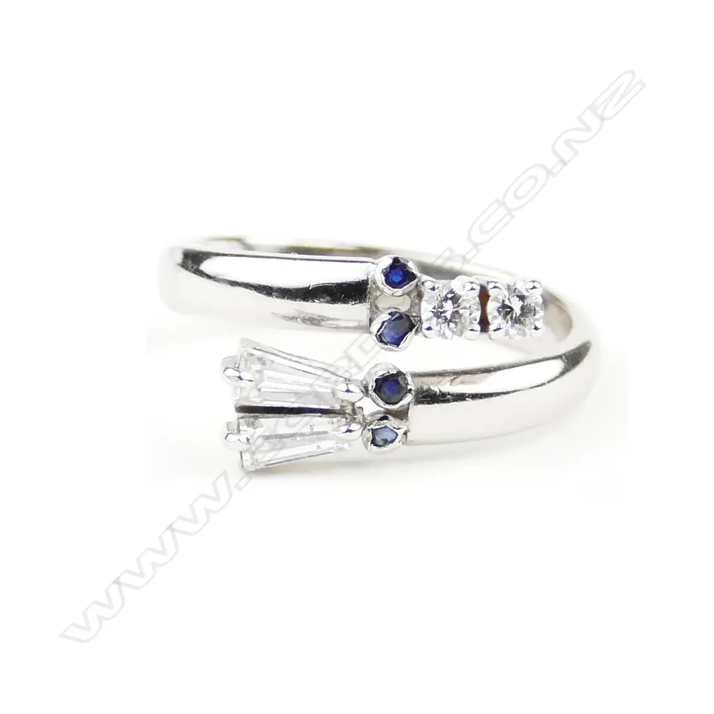 An 18ct. white gold and diamond ring Image 1++