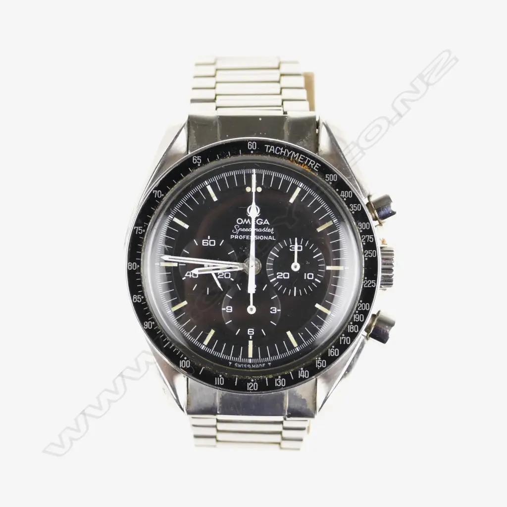A gent's Omega Speedmaster Professional Moonwatch Image 1++