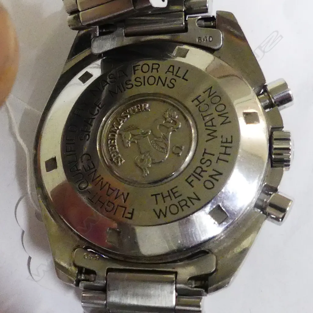 A gent's Omega Speedmaster Professional Moonwatch Image 1++