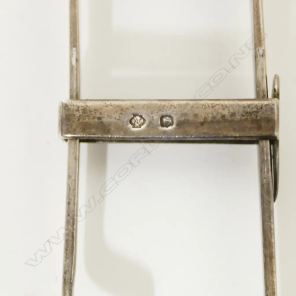 ANTIQUE STG SIL. LGE TONGS 139GMS Image 1++