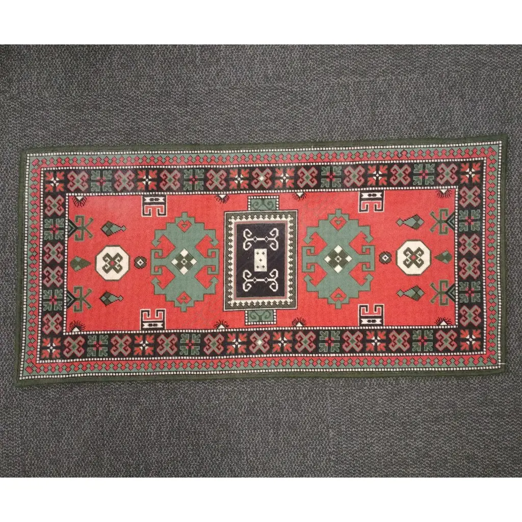 A small fine quality Turkish kilim rug Image 1++