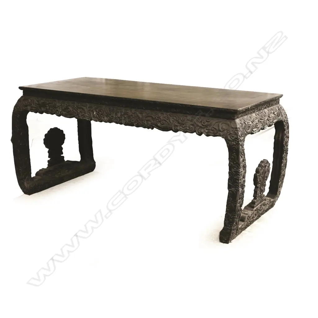 A heavy Chinese hardwood table Image 1++