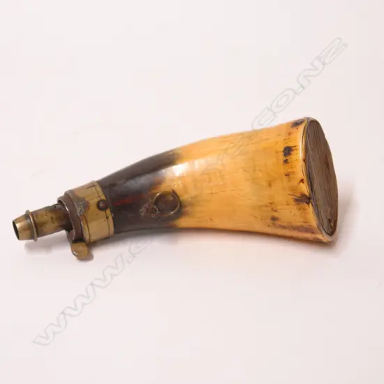 A late 19thC powder horn