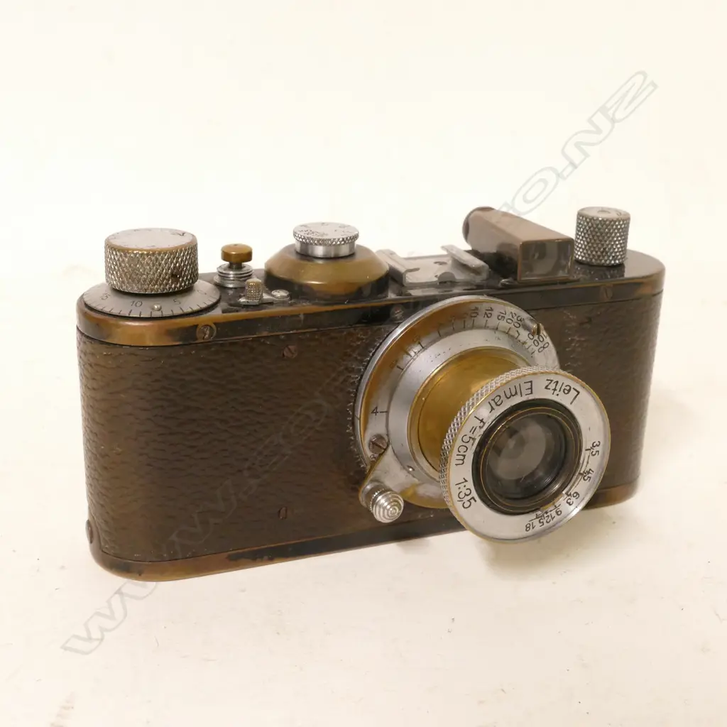 A Leica Standard Model E camera Image 1++