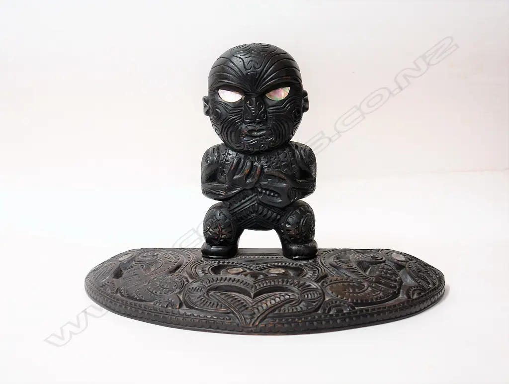 A historical WWII U.S. Navy-Maori carved presentation sculpture Image 1++
