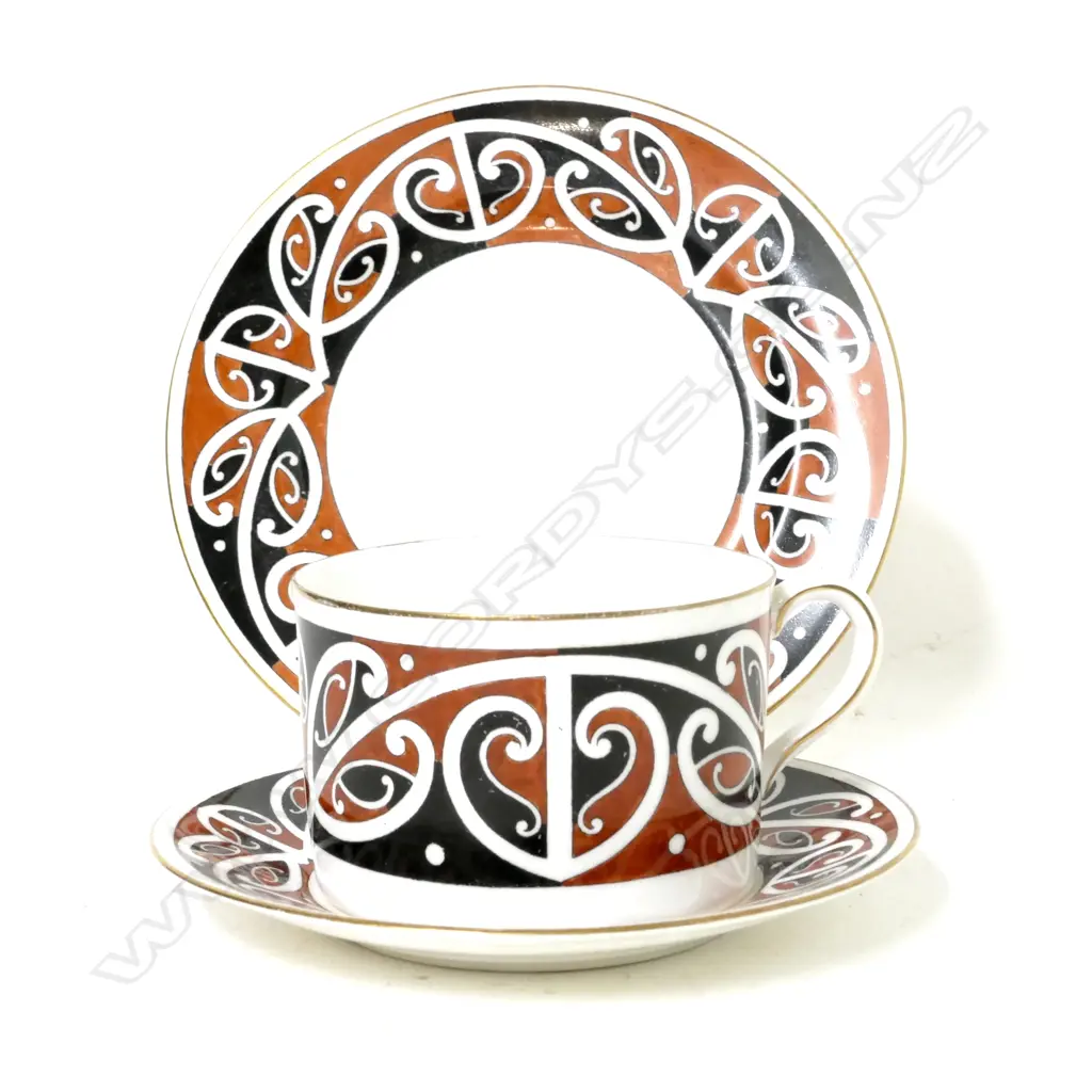 A Royal Doulton white bone china Maori Art trio Image 1++