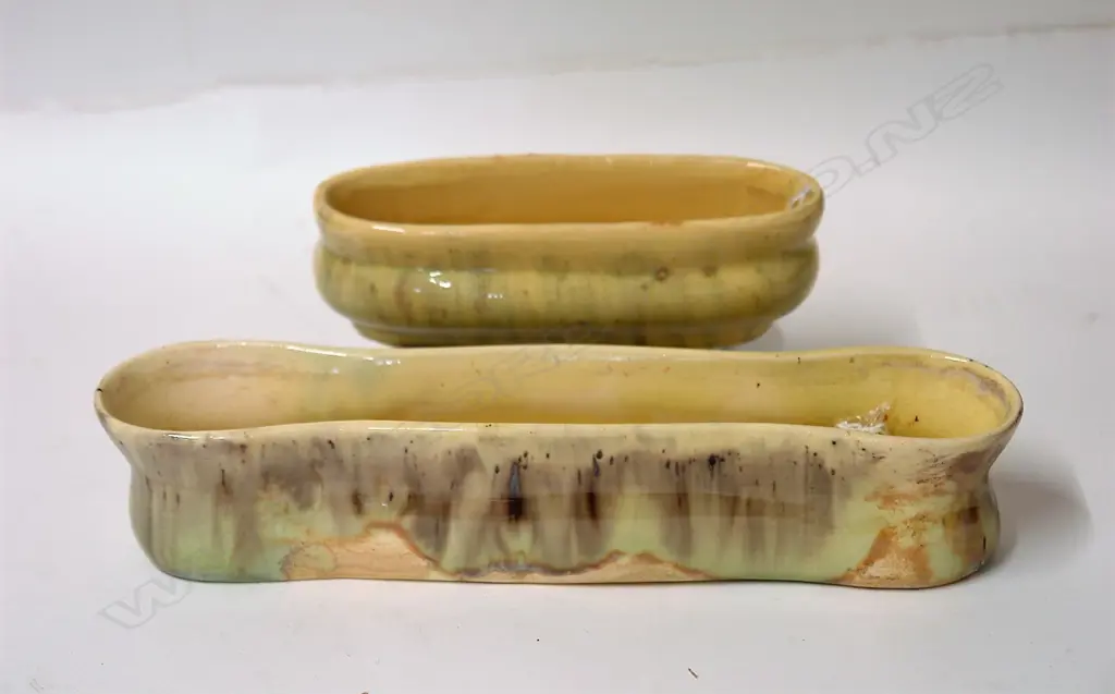 Two Briar Gardner trough form vases Image 1++
