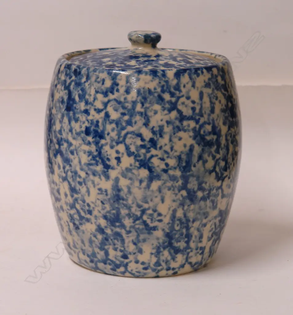 A N.Z. colonial Timaru Potteries small lidded storage jar Image 1++