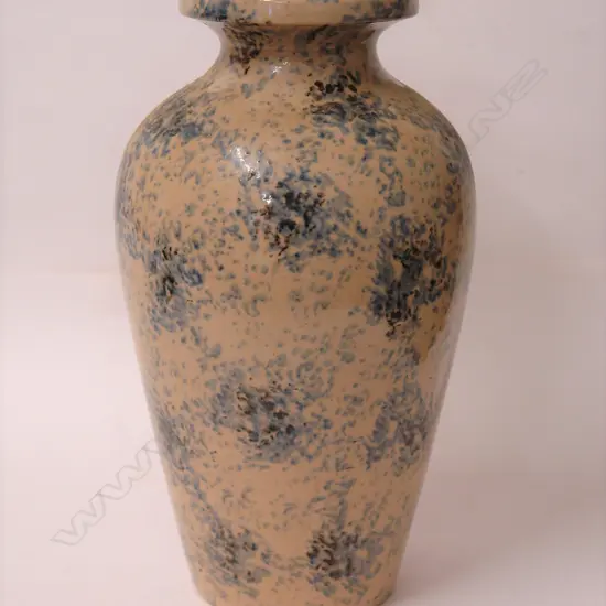A 19thC N.Z. colonial baluster pottery vase