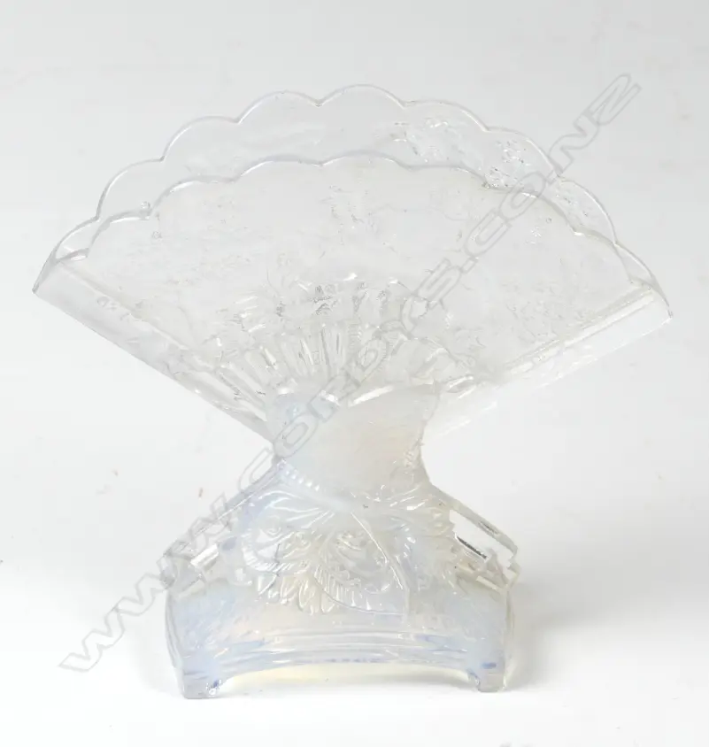 A French Baccarat opalescent vase of fan shape Image 1++