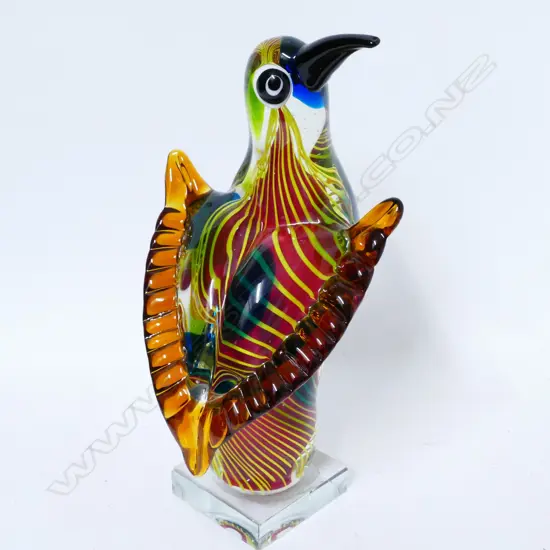 A Murano glass bird