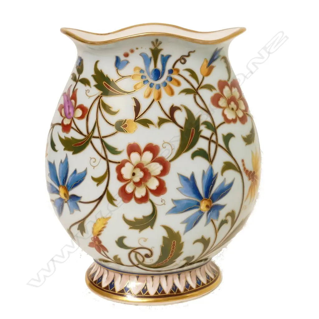 A French porcelain vase Image 1++