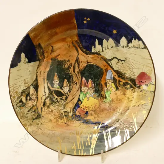 A Royal Doulton cabinet plate