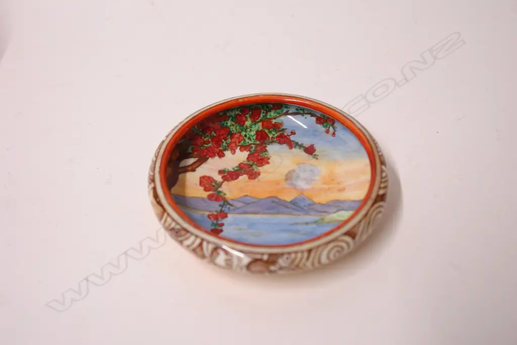 Grimwades Ltd Royal Winton 'Maoriland' small bowl and coloured volcanic landscape and lake scene with waka Image 1++