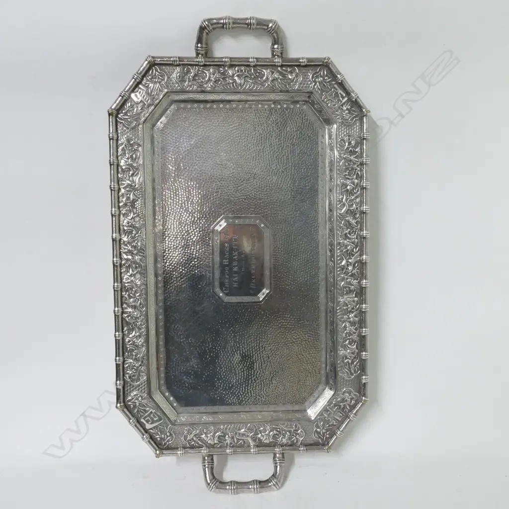 A Chinese silver tea set and accompanying tray Image 1++