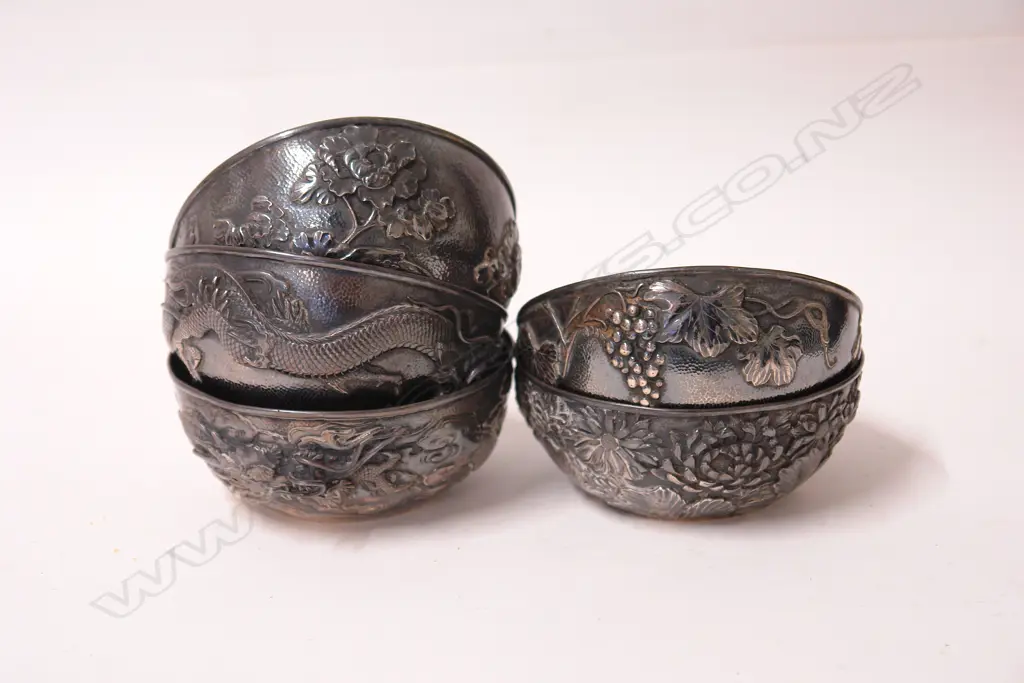 A set of six Japanese silver Meiji period bowls Image 1++