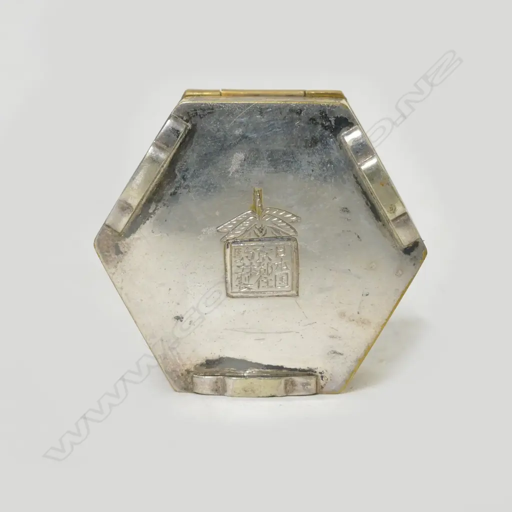 An exquisite small Japanese Komai Image 1++