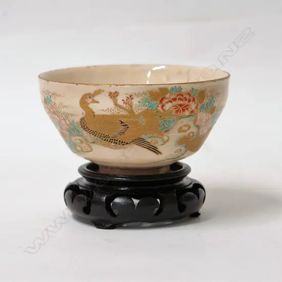 An old Japanese small fine Satsuma bowl