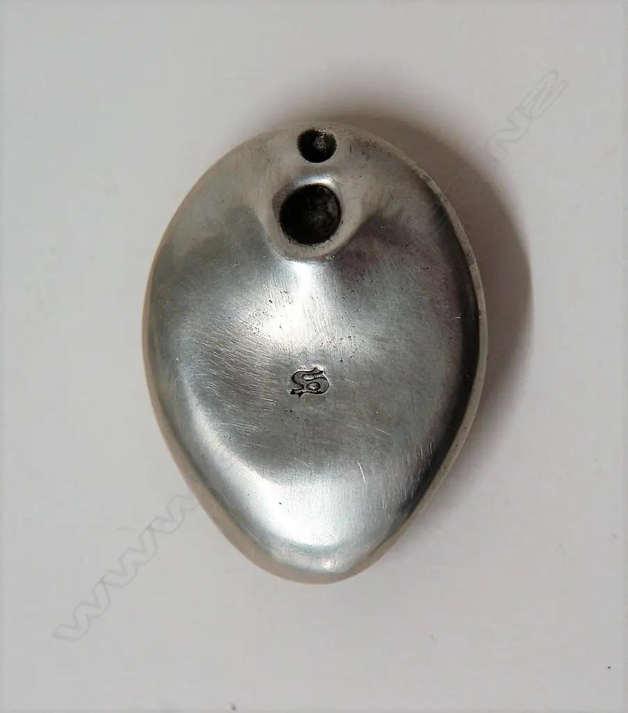 Don Salt cast white metal (silver) mask pendant Image 1++