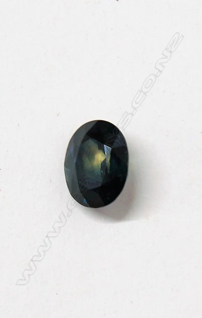 A 7.21ct. oval facet cut blue sapphire Image 1++