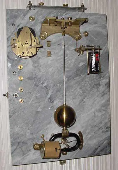 A French electro-mechanical clock Image 1++