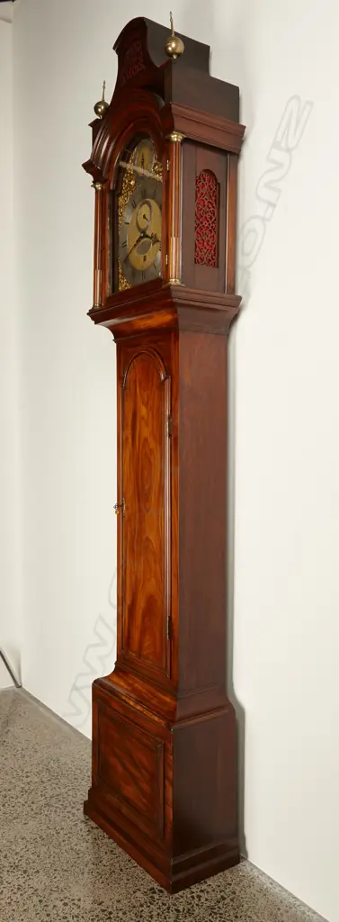 A long case clock in fine solid mahogany case Image 1++