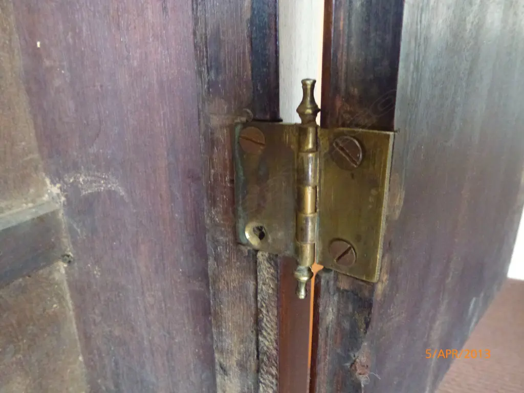 A long case clock in fine solid mahogany case Image 1++