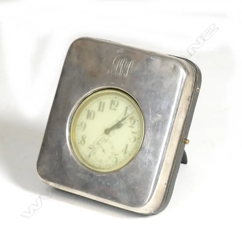 A silver and Morocco leather watch holder Image 1++