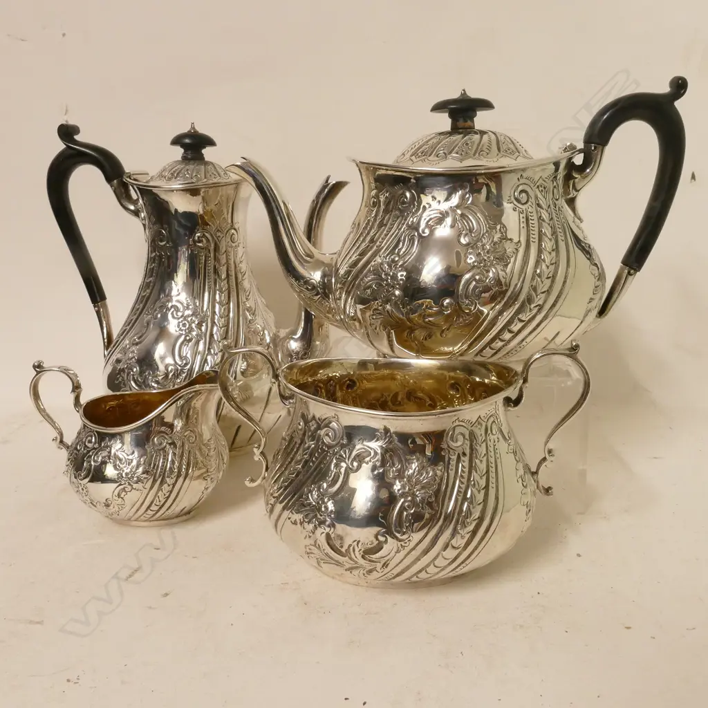 A Victorian silver four-piece coffee and tea service Image 1++