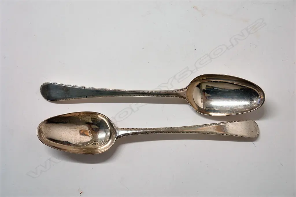 PR 18THC SILVER SPOONS FEATHER EDGE Image 1++