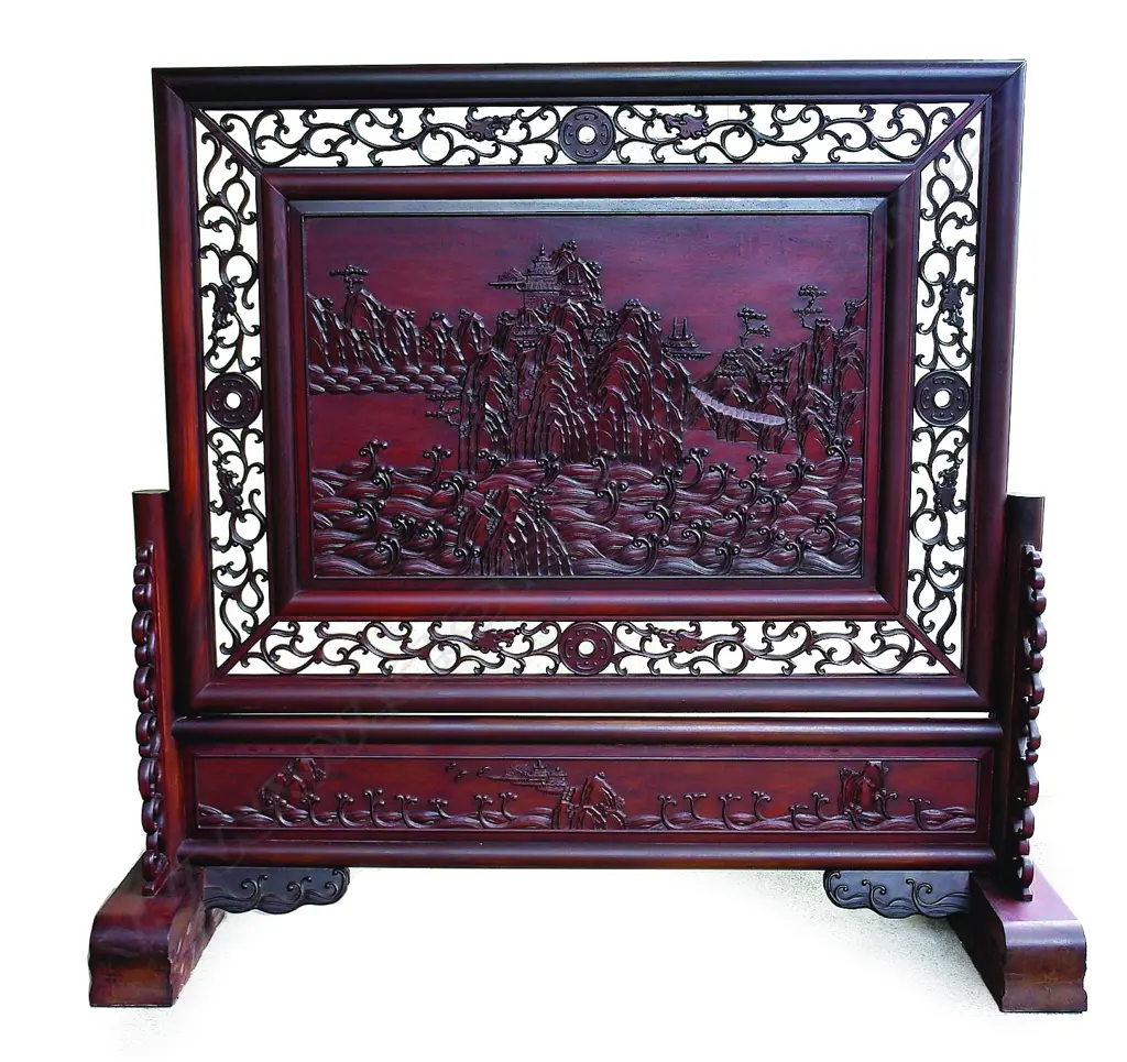 A good Chinese rosewood carved room stand Image 1++