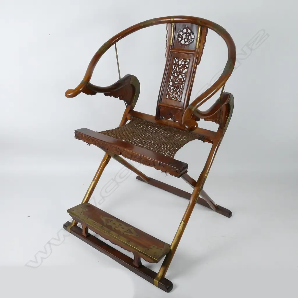 A pair of rare old Huanghuali Chinese folding horseshoe-back armchairs Image 1++
