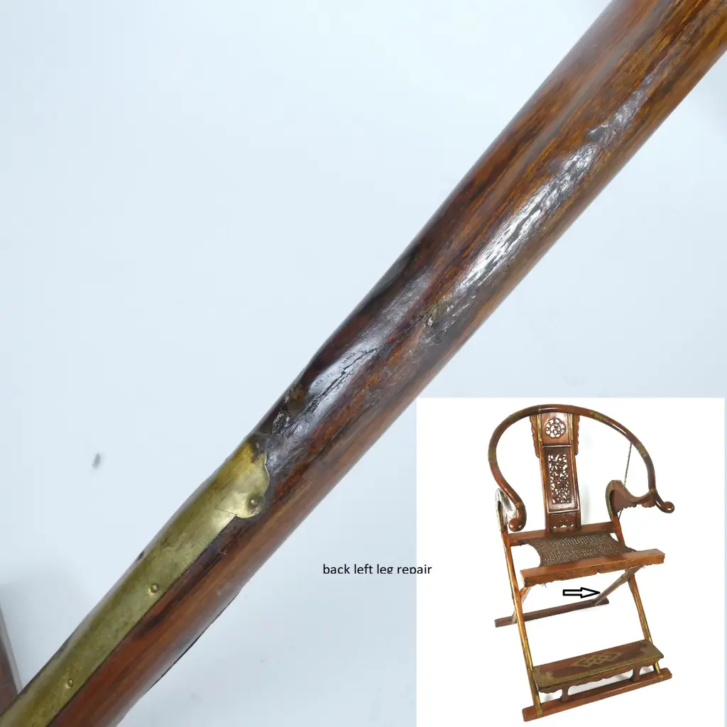 A pair of rare old Huanghuali Chinese folding horseshoe-back armchairs Image 1++