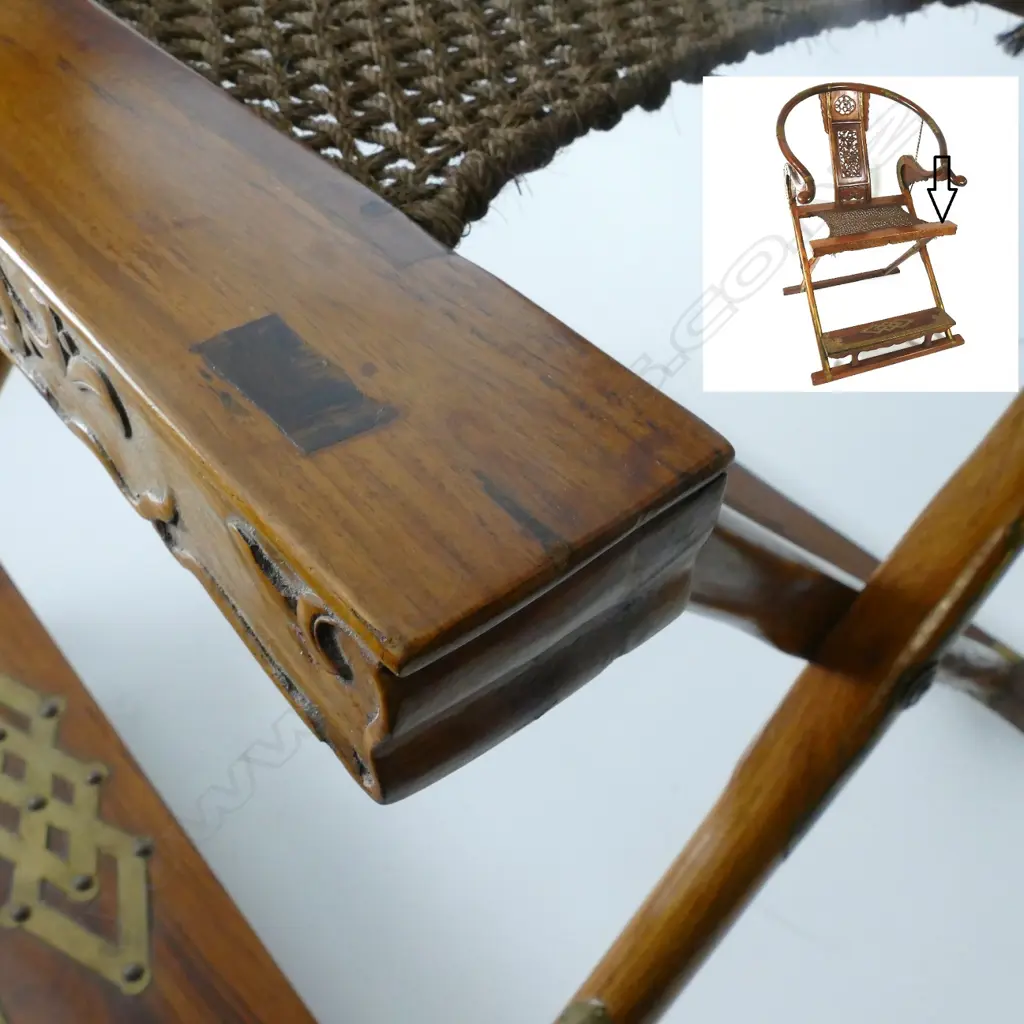 A pair of rare old Huanghuali Chinese folding horseshoe-back armchairs Image 1++