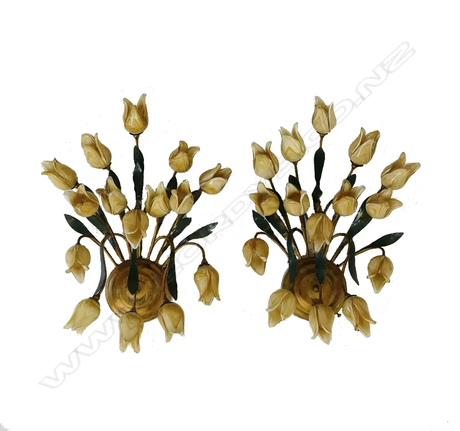 A pair of Italian glass and metal wall lamps Image 1++