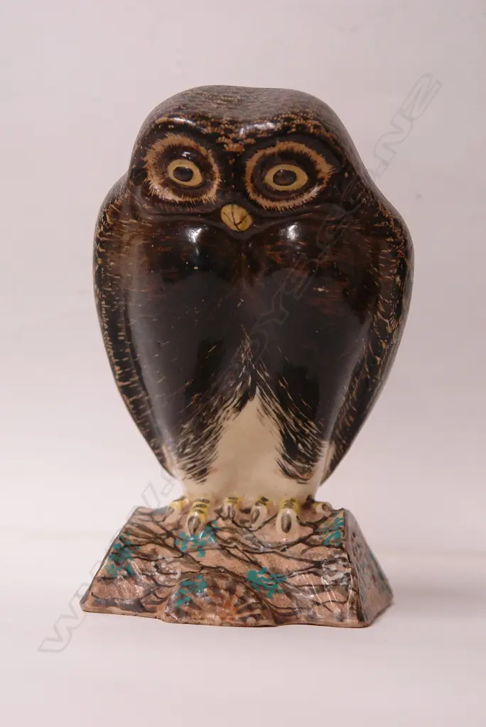 A late 19thC European sculpted and glazed china owl vase ornament Image 1++