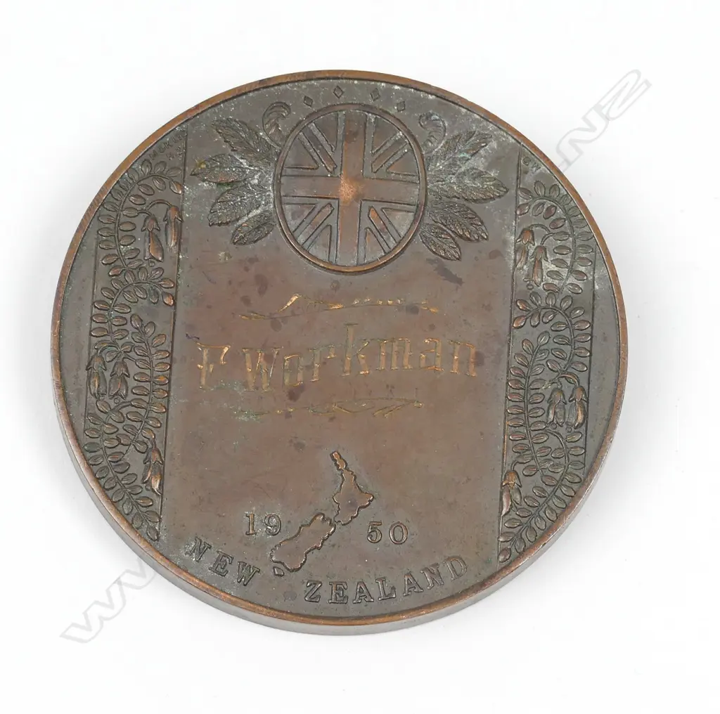 A bronze 1950 Empire Games competitor's medal Image 1++